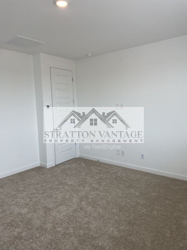 5626 S 26th Ln - Photo 3 of 35