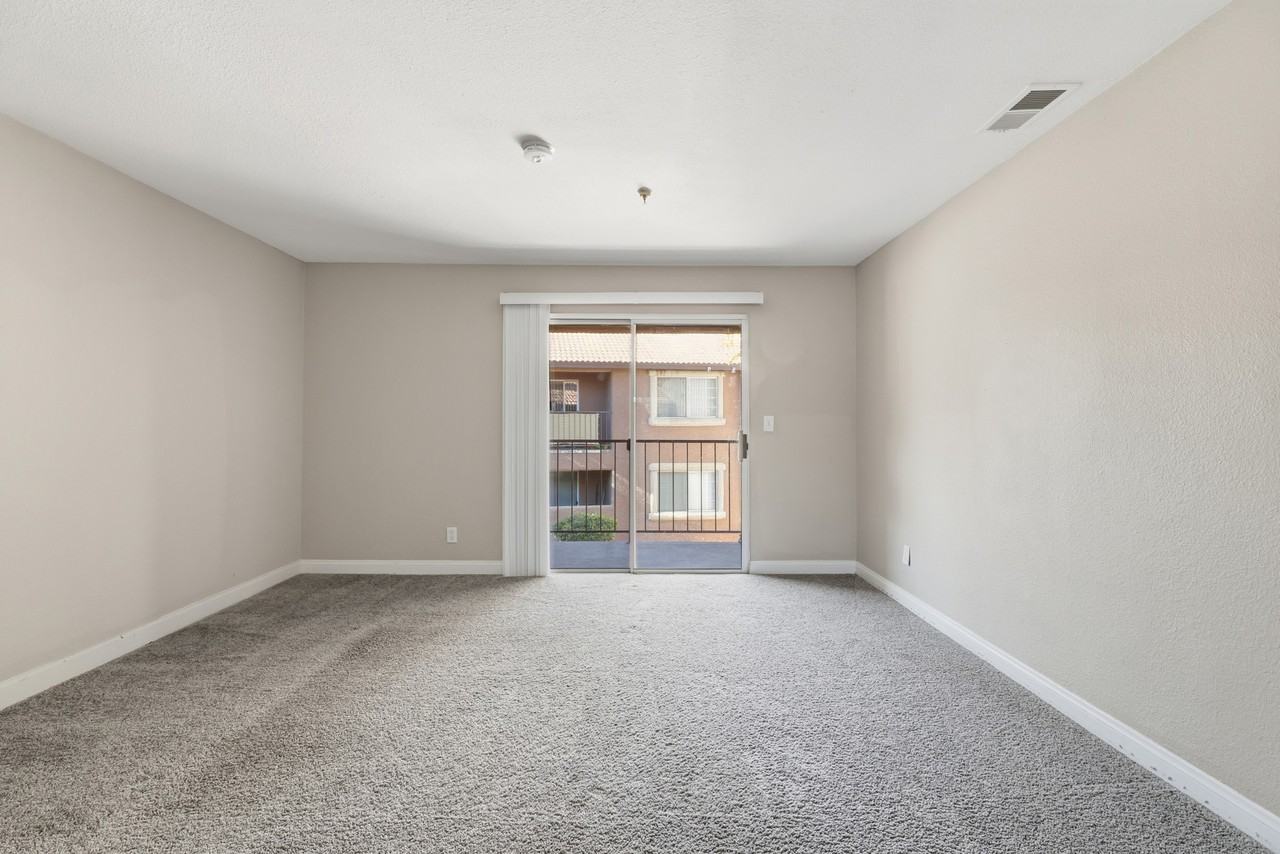 2750 South Durango Drive #2154 - Photo 7 of 34