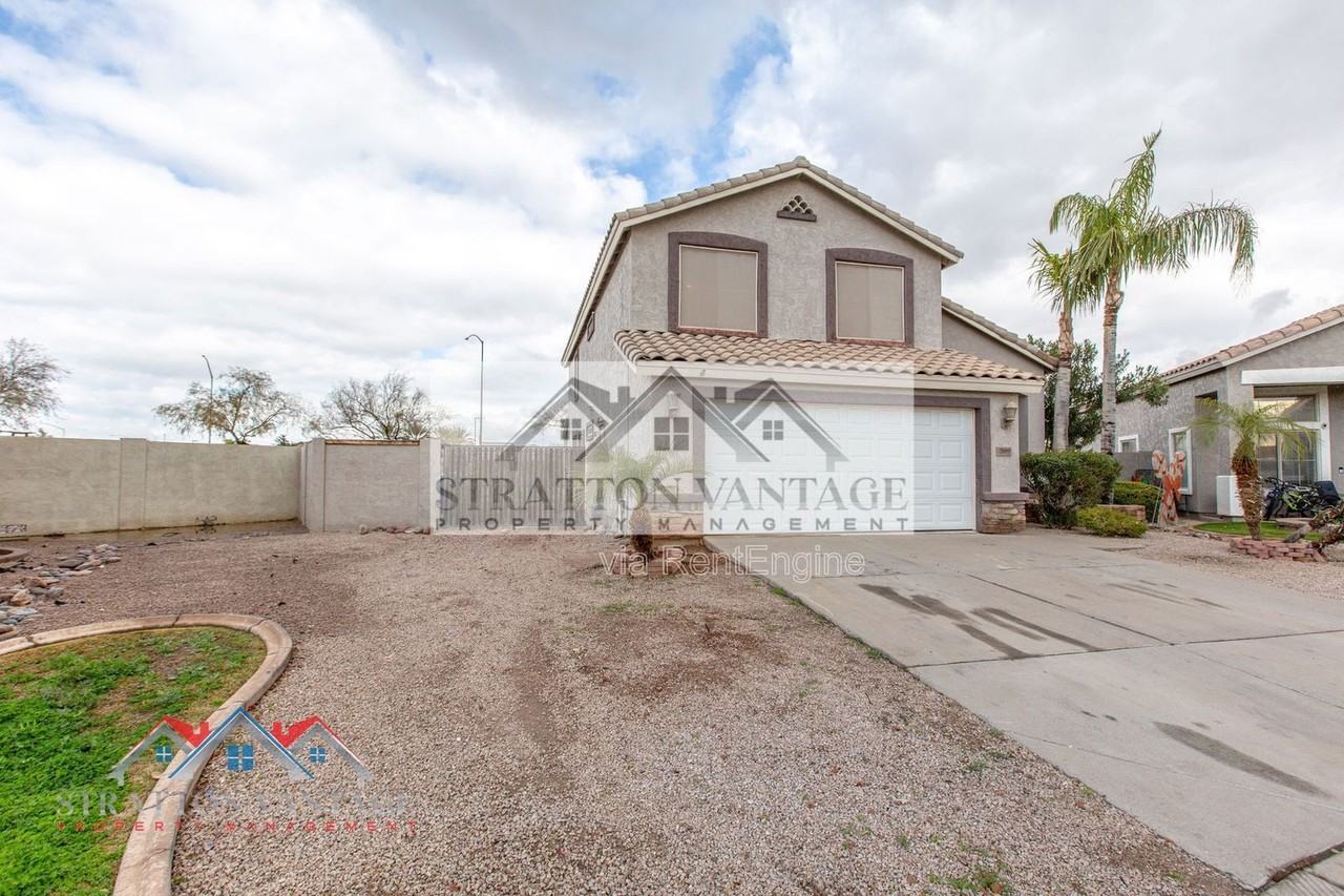 2805 S Abbey Cir - Photo 4 of 50