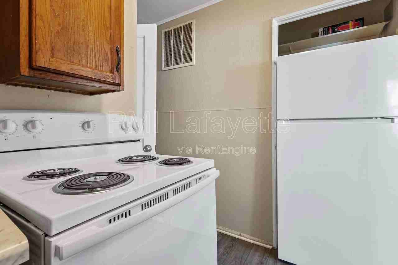 1707 Shortridge Dr - Photo 5 of 6