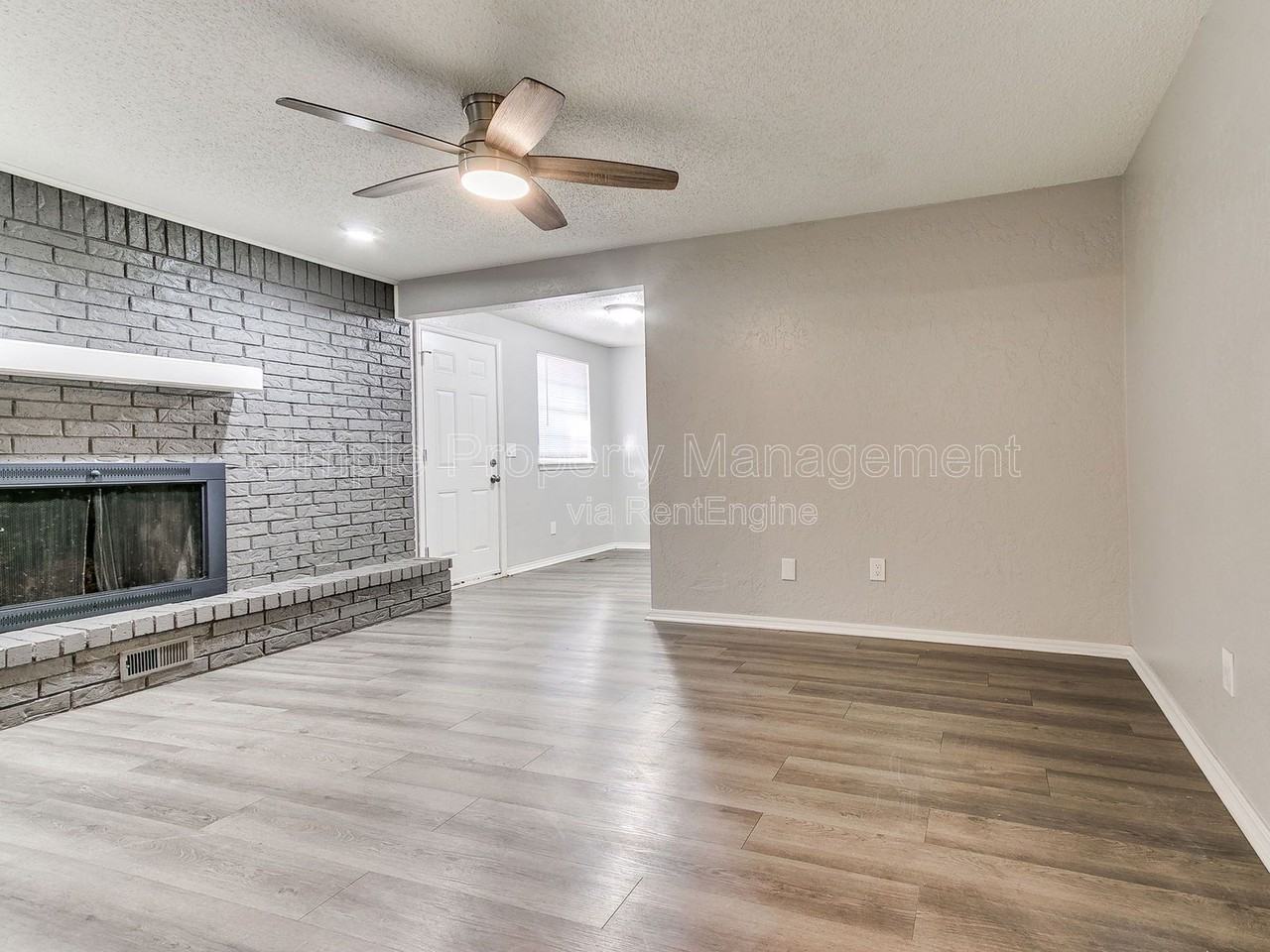 606 Elmwood Dr - Photo 5 of 27