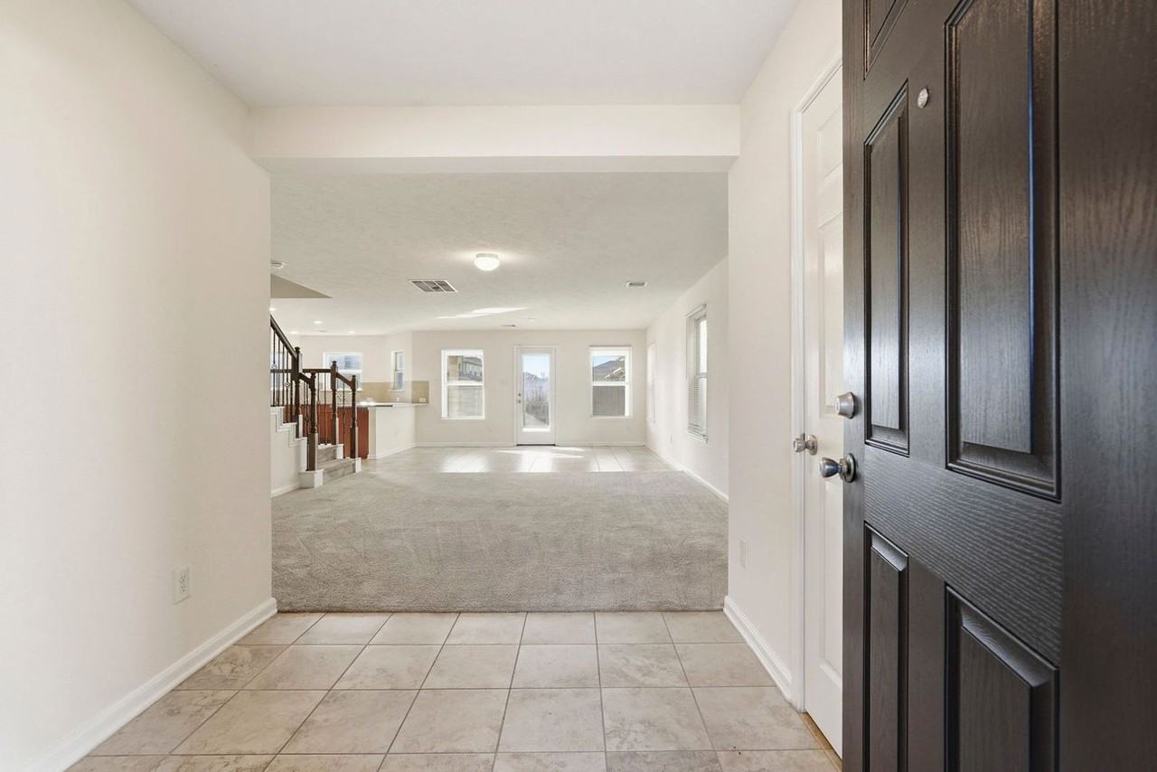 13111 Mills Grove Dr - Photo 3 of 25