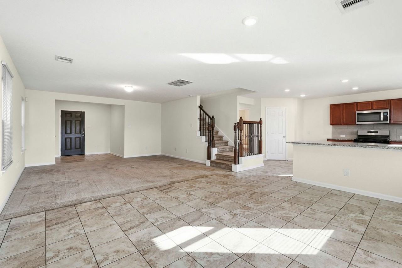 13111 Mills Grove Dr - Photo 7 of 25