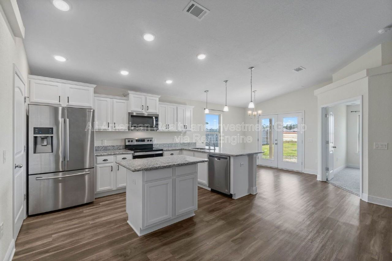 6223 Redberry Dr - Photo 5 of 28