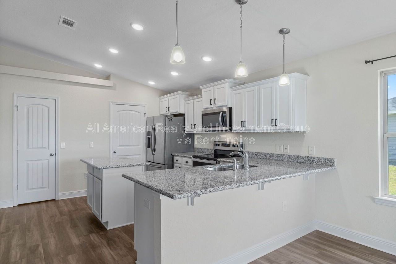 6223 Redberry Dr - Photo 6 of 28