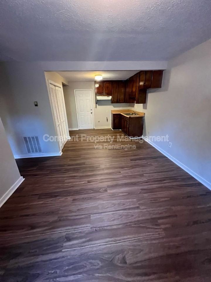 712 English St #710 - Photo 2 of 9