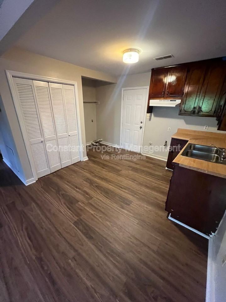 712 English St #710 - Photo 3 of 9