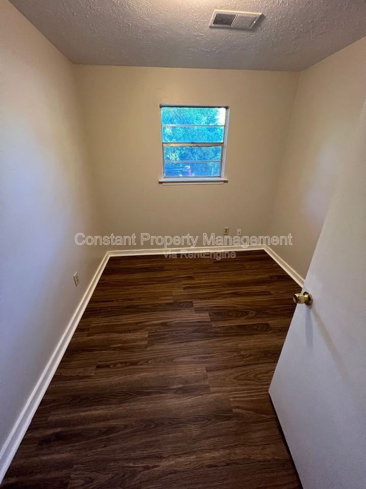 712 English St #710 - Photo 6 of 9