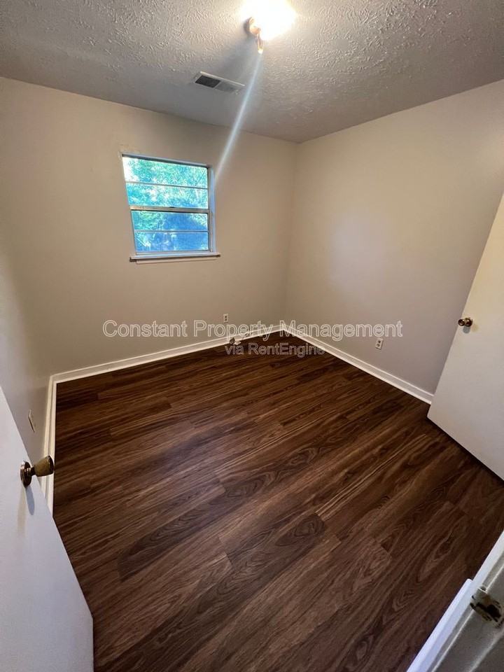 712 English St #710 - Photo 7 of 9