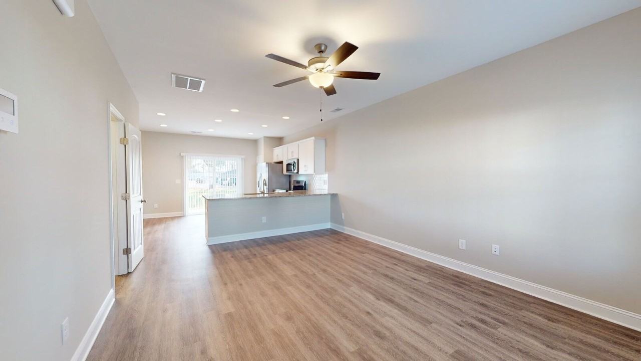 2611 Va-Mae Ln - Photo 5 of 39