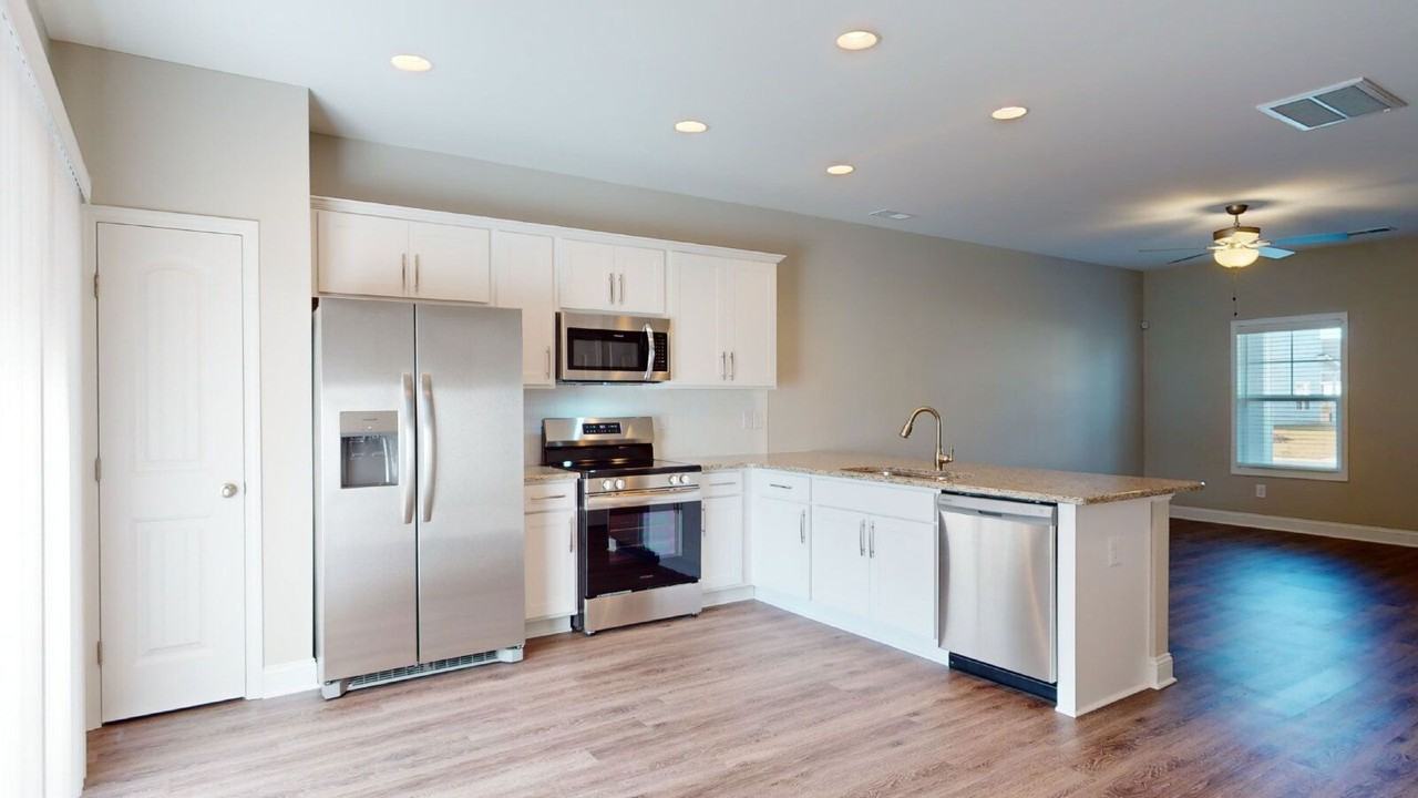 2611 Va-Mae Ln - Photo 7 of 39