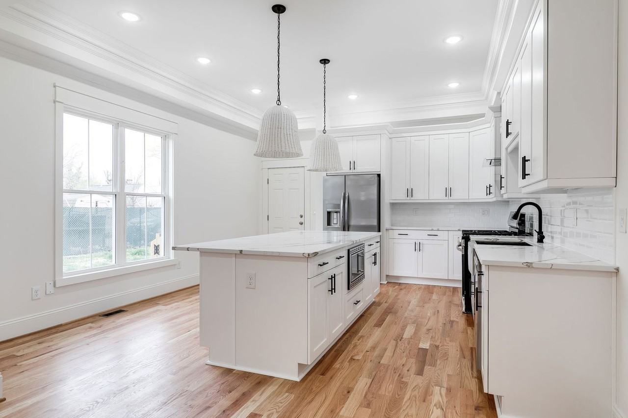 3003 Midlothian Tpke - Photo 5 of 34