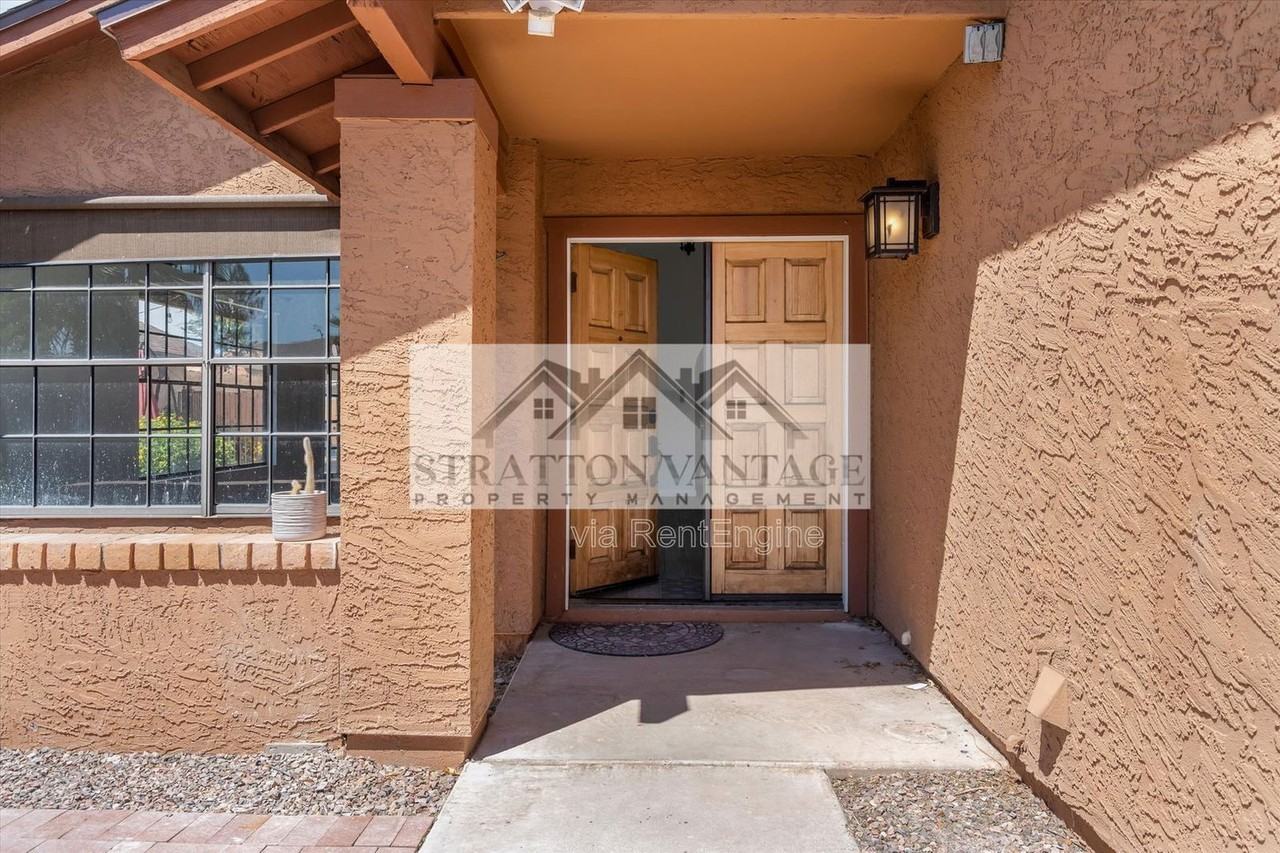 2142 S Las Palmas - Photo 2 of 30