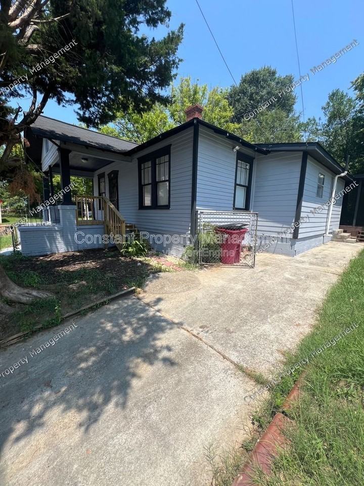 495 Pittman St - Photo 2 of 13