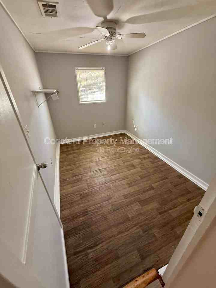 407 Atlanta St #A - Photo 7 of 12