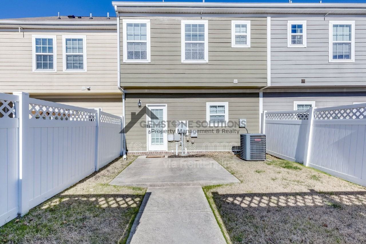 304 Oldbury Ln - Photo 6 of 41