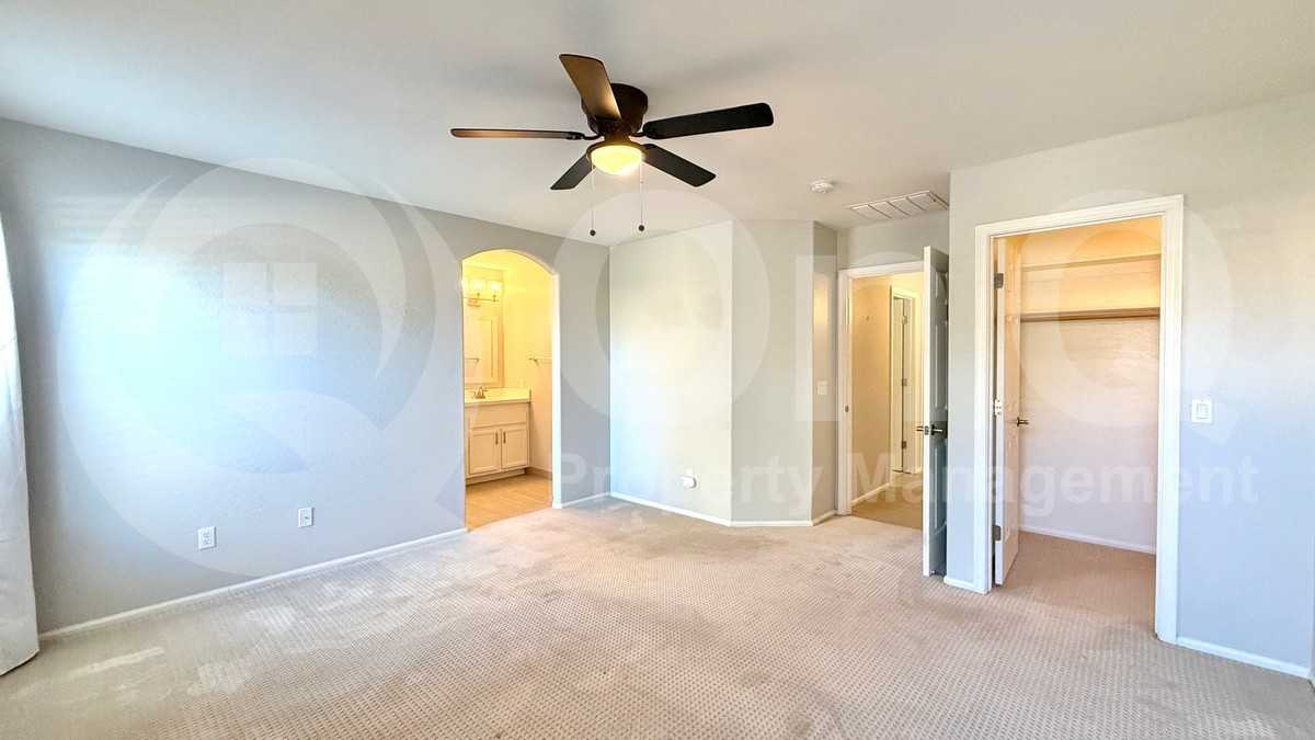 2372 W Jasper Butte Dr - Photo 6 of 28