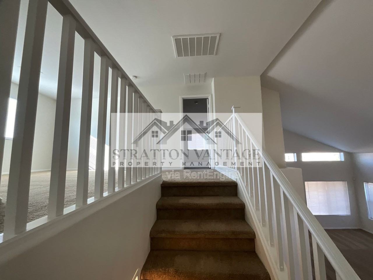 15582 W Rio Vista Ln - Photo 7 of 20