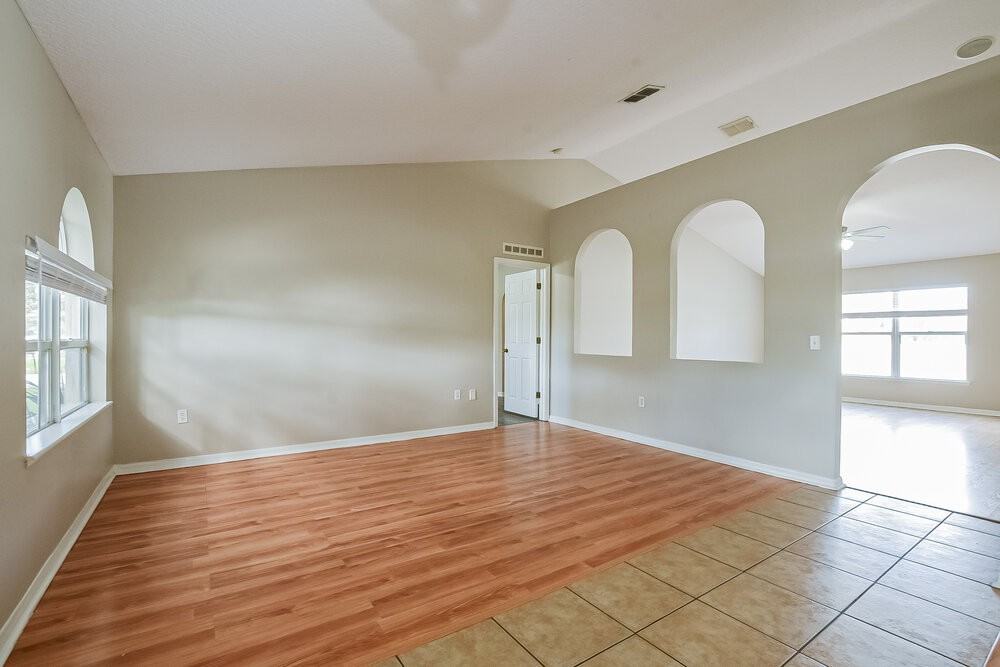 744 Westcliffe Dr - Photo 3 of 16