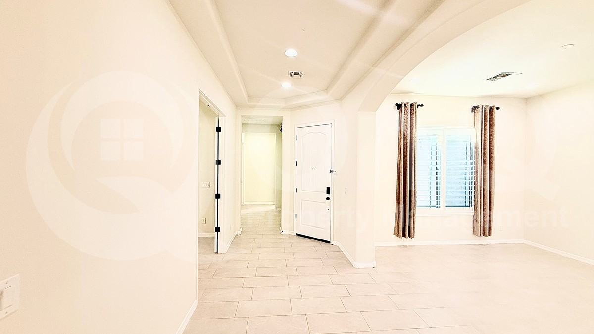 1524 W Blaylock Dr - Photo 2 of 50