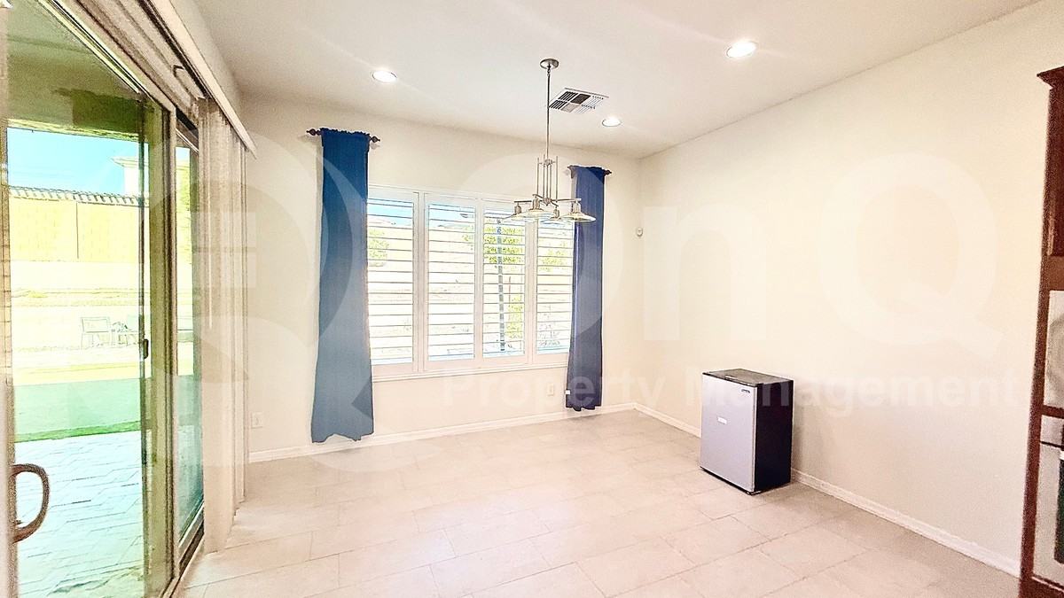 1524 W Blaylock Dr - Photo 6 of 50