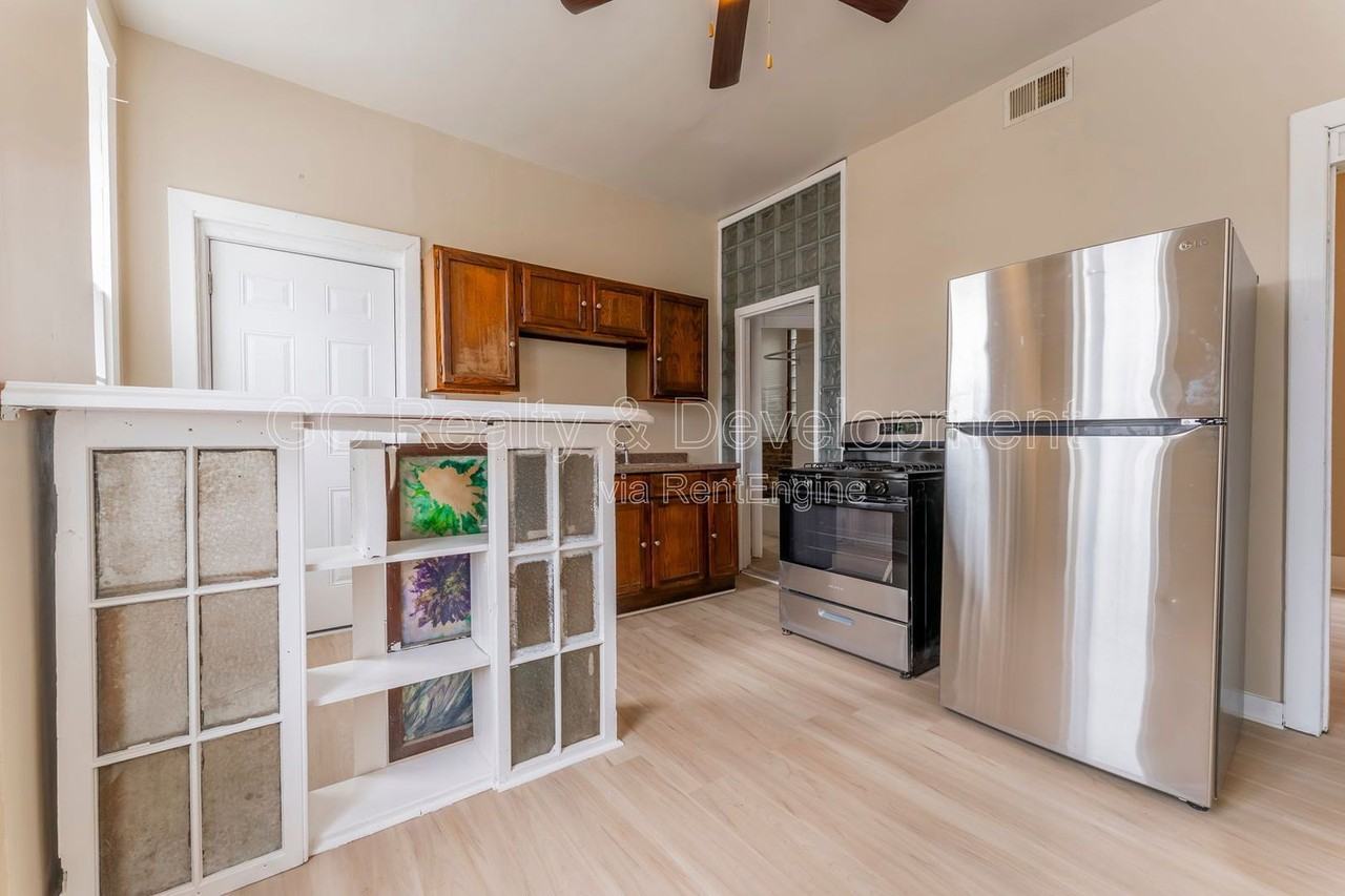 3328 W Chicago Ave #2R - Photo 7 of 15