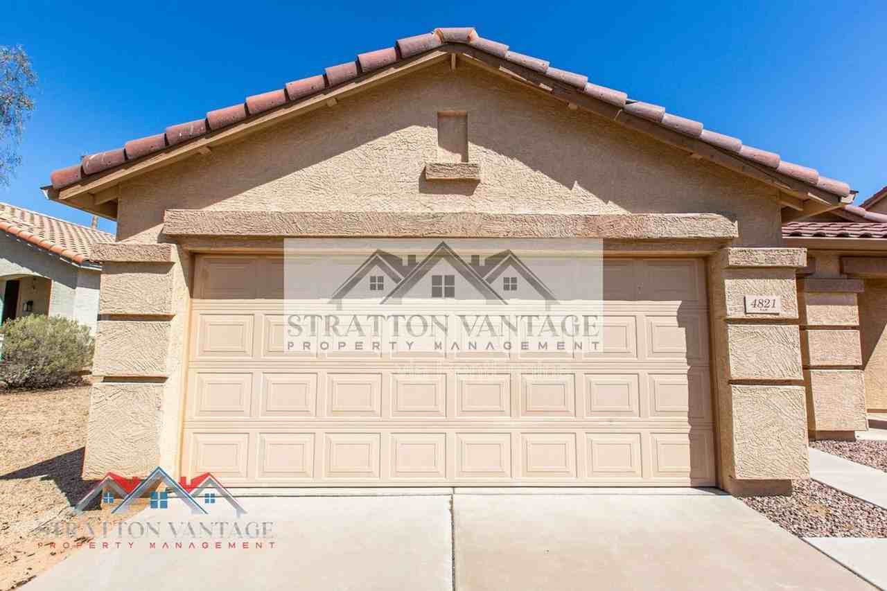 4821 N 92nd Ln - Photo 4 of 39