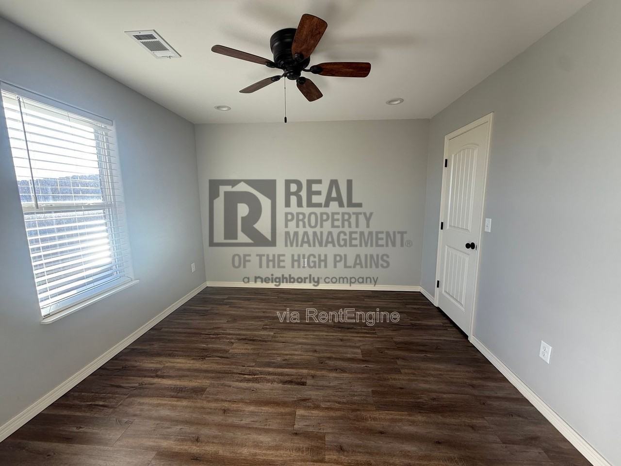 13057 Raymond Rd #R - Photo 4 of 9