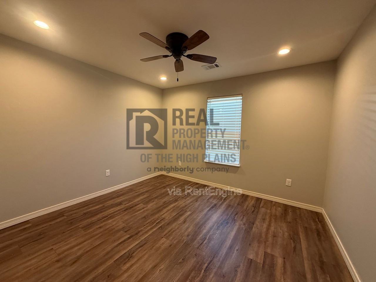 13057 Raymond Rd #R - Photo 6 of 9