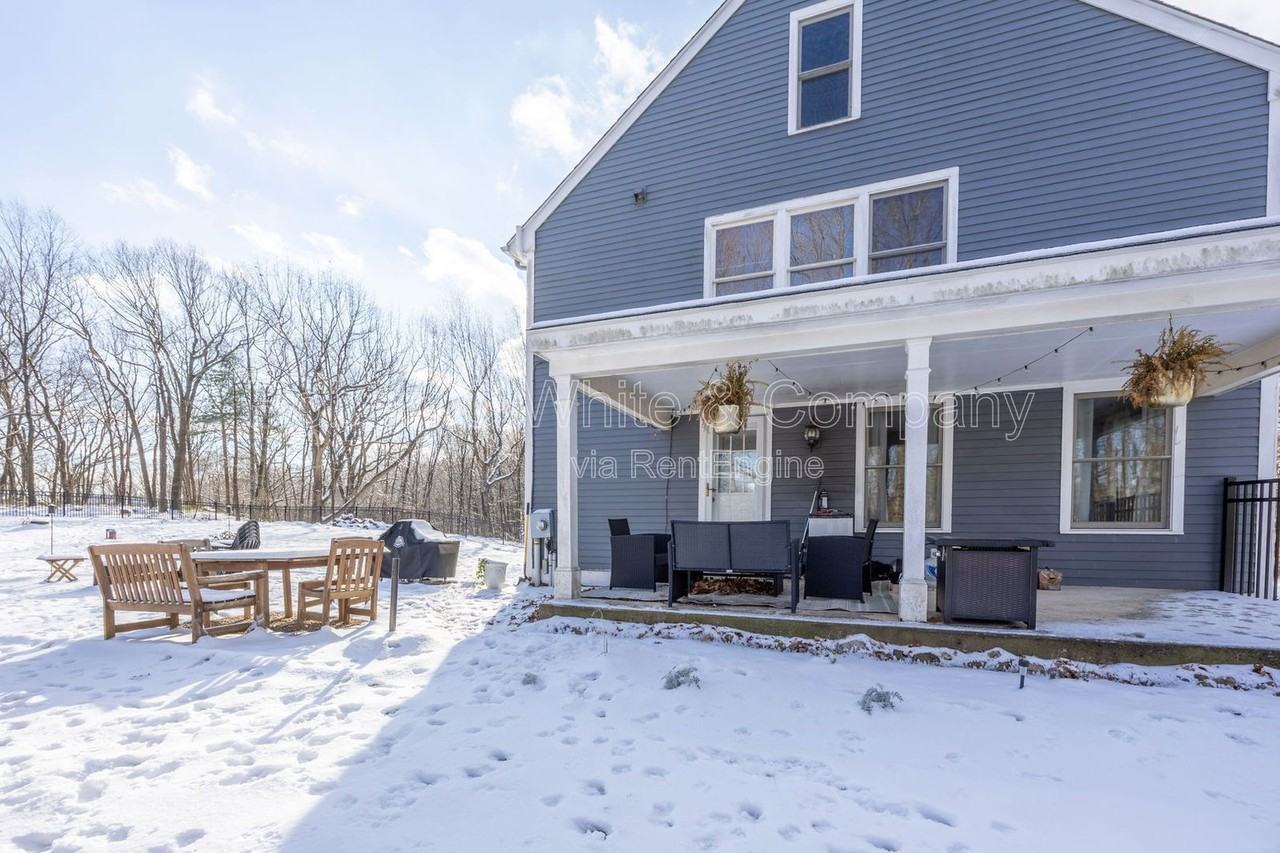 27 Saw Mill Rd - Photo 2 of 30