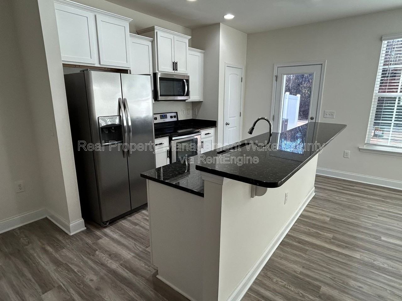 156 Polaris Ave #W1 - Photo 5 of 44