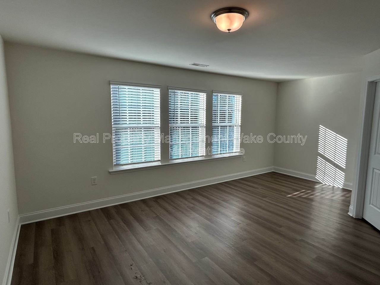 156 Polaris Ave #W1 - Photo 7 of 44