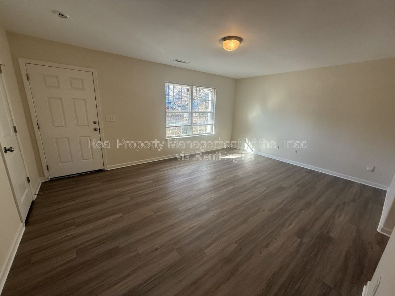 2318 Deerbrook Forest Ln - Photo 3 of 23