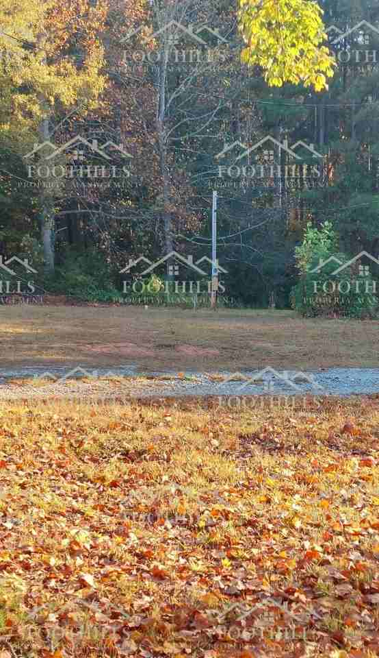 111 Mcfarlin Way - Photo 2 of 4