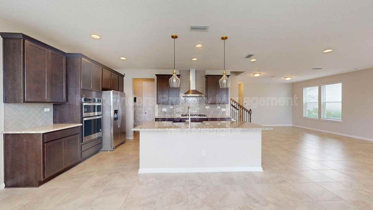 167 Windermere Way - Photo 6 of 29