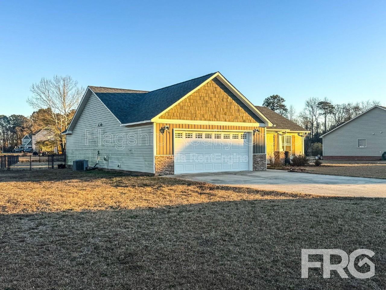 200 Willow Pond Dr - Photo 3 of 39