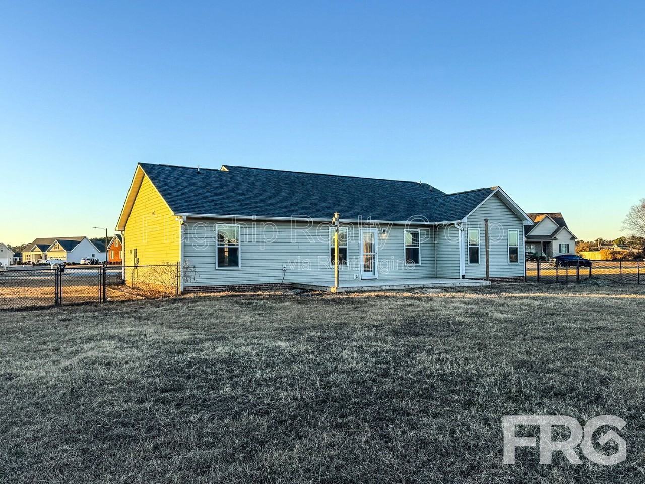 200 Willow Pond Dr - Photo 6 of 39