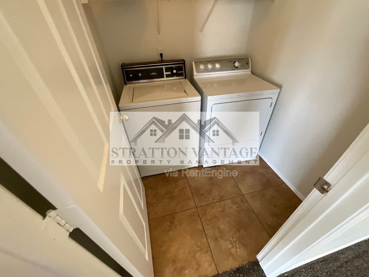 12450 W Redfield Rd - Photo 3 of 17