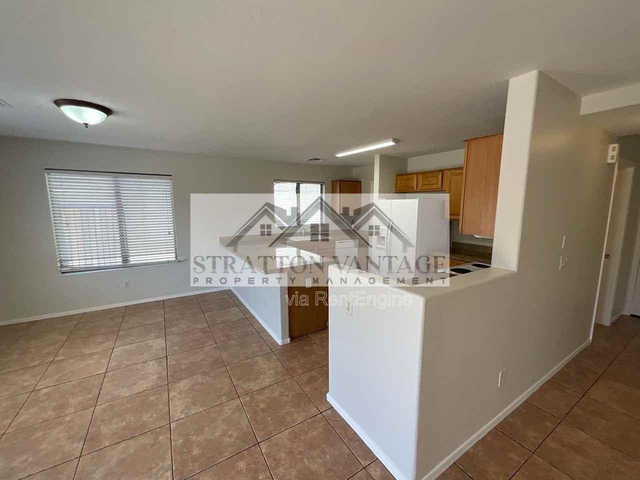 12450 W Redfield Rd - Photo 6 of 17