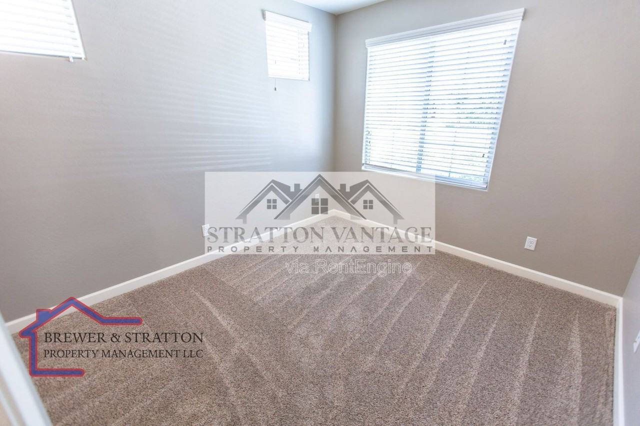 4118 E Hoot Owl Trl - Photo 3 of 42