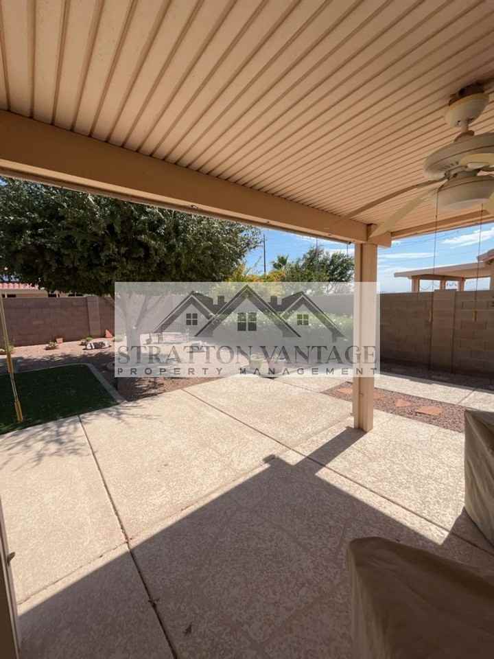 6983 S Oxford Ln - Photo 6 of 7