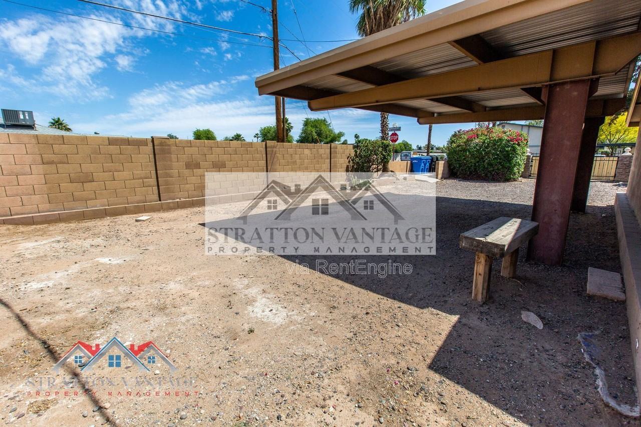 2204 W Campbell Ave #2 - Photo 6 of 24