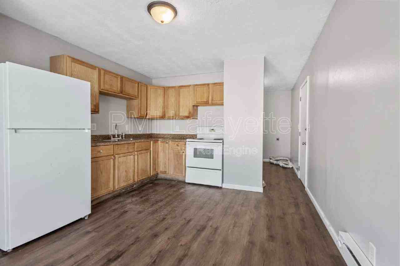 60 Vicksburg Ln - Photo 4 of 16