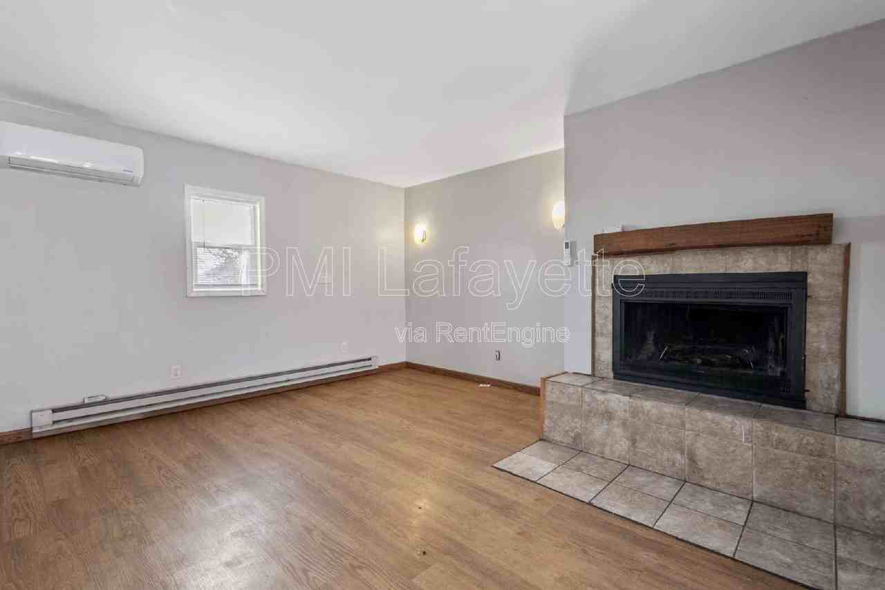 60 Vicksburg Ln - Photo 5 of 16