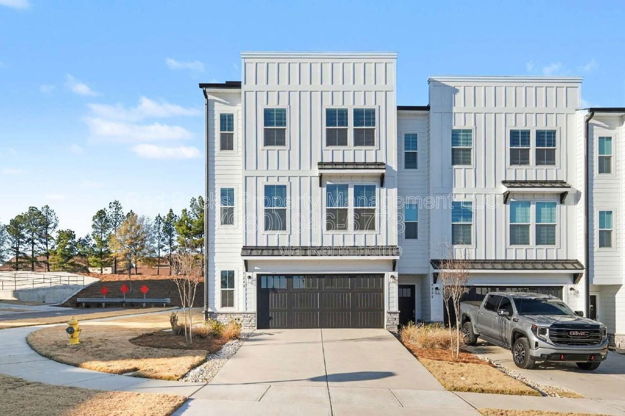 9240 Walnut Hill Rd Nw - Photo 3 of 36