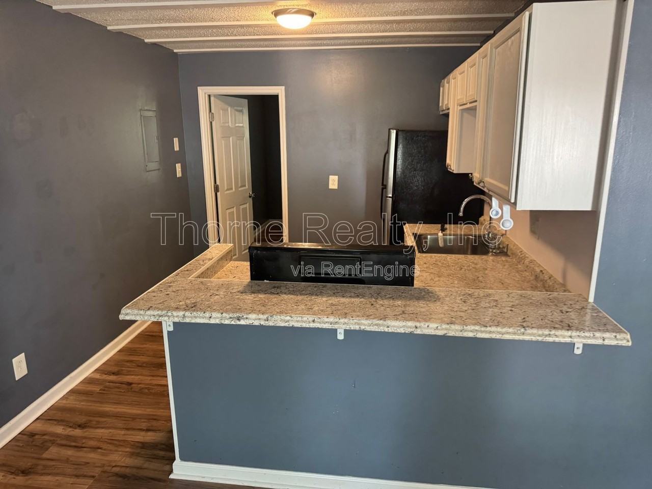 914 Belvedere St - Photo 5 of 9