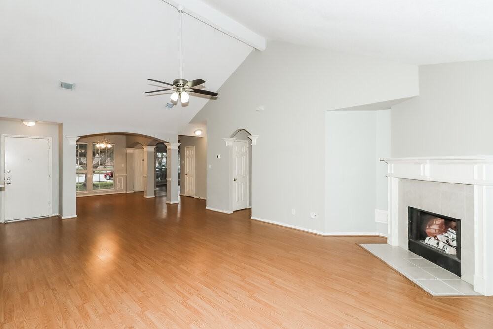 607 Loggers Chase Ct - Photo 4 of 16