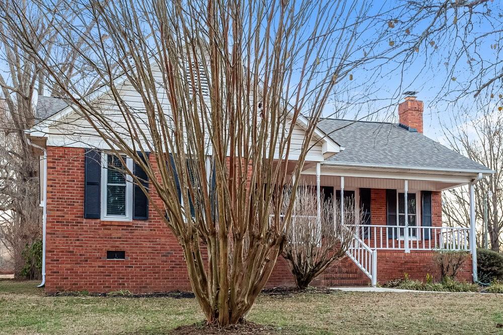 925 Cameron Ct - Photo 3 of 16