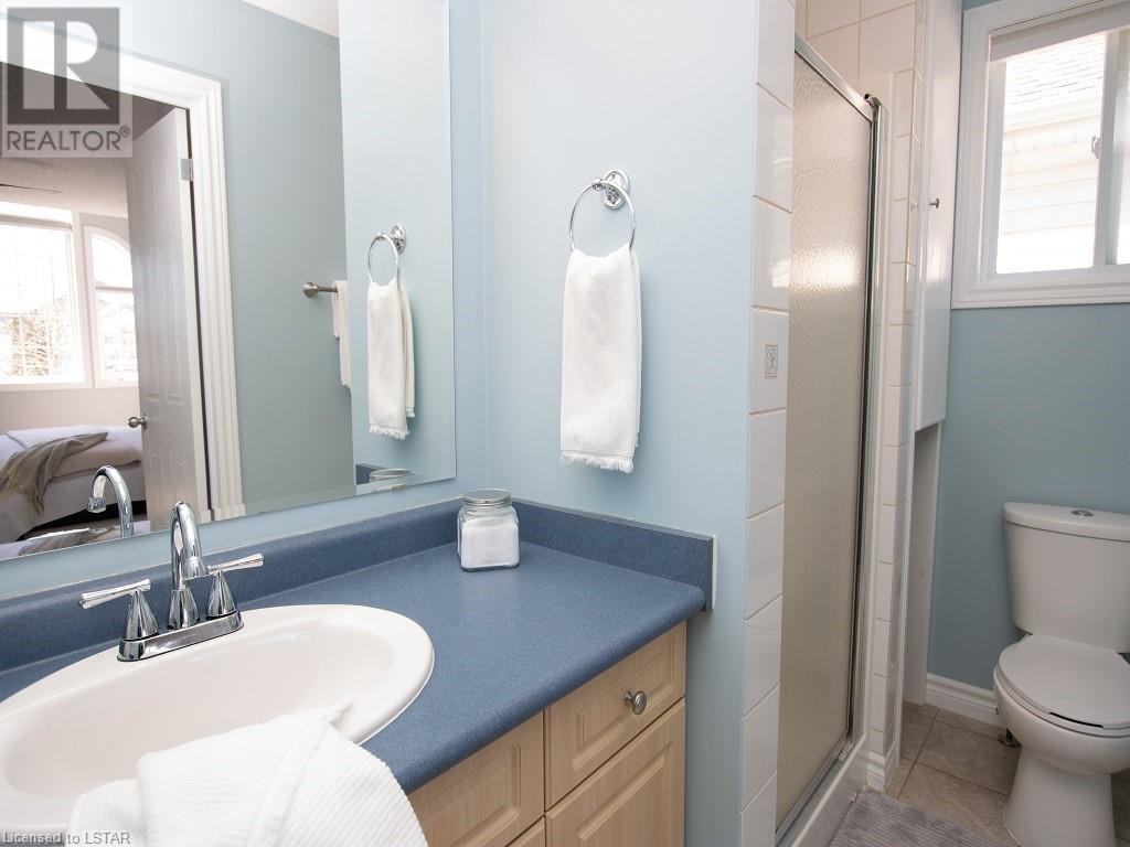 1555 Beaverbrook Avenue - Photo 6 of 13