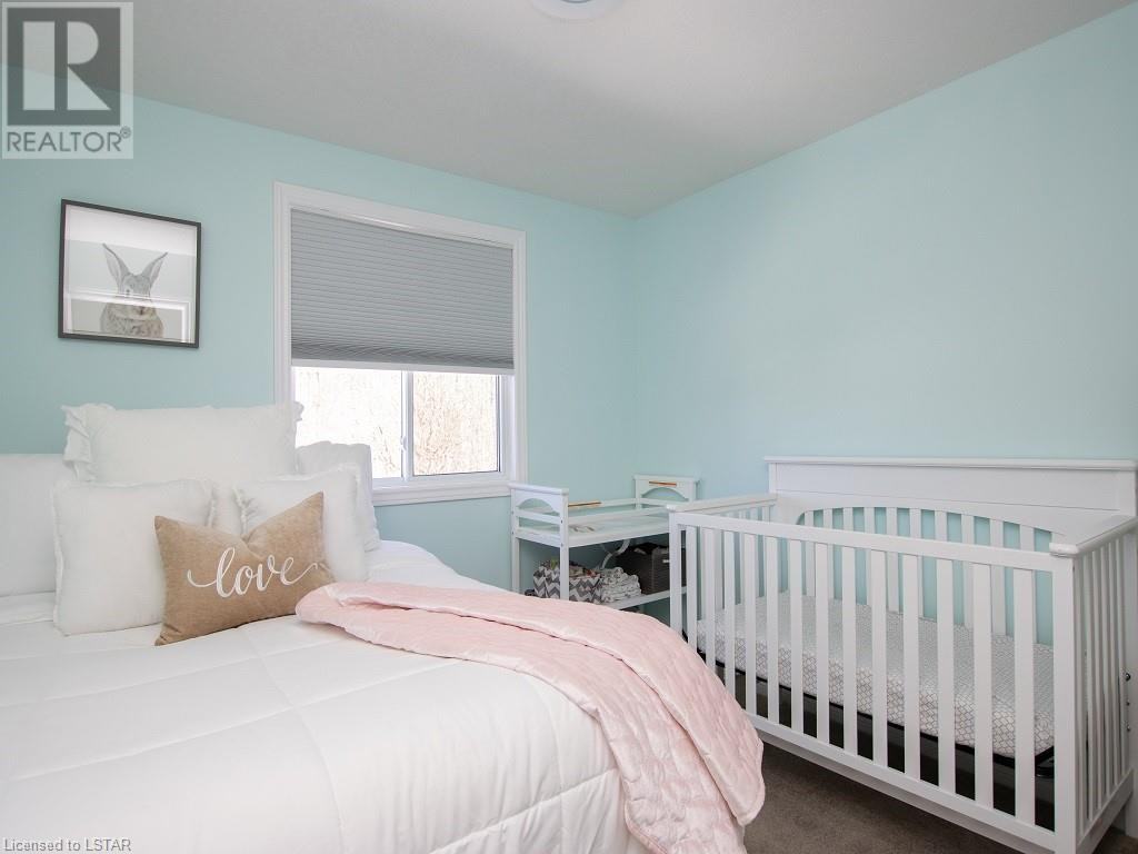 1555 Beaverbrook Avenue - Photo 7 of 13